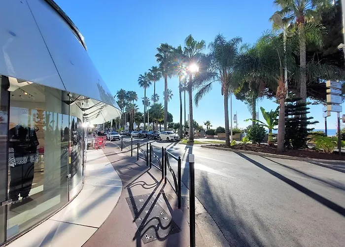 Апартаменты Palais Miramar - Croisette - Across The - Next To Carlton Канны