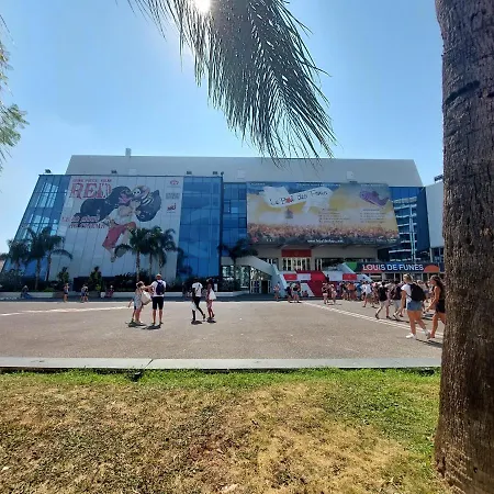 Palais Miramar - Croisette - Across The - Next To Carlton * Cannes
