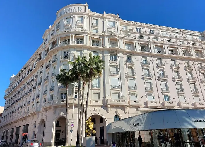 Palais Miramar - Croisette - Across The - Next To Carlton * Cannes